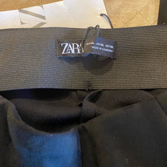 Zara Black Faux Suede Stretch Pant - Picture 3 of 13